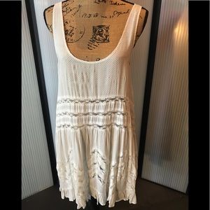 Free People black & white polka dot summer dress with lace inlay. Summer fun!